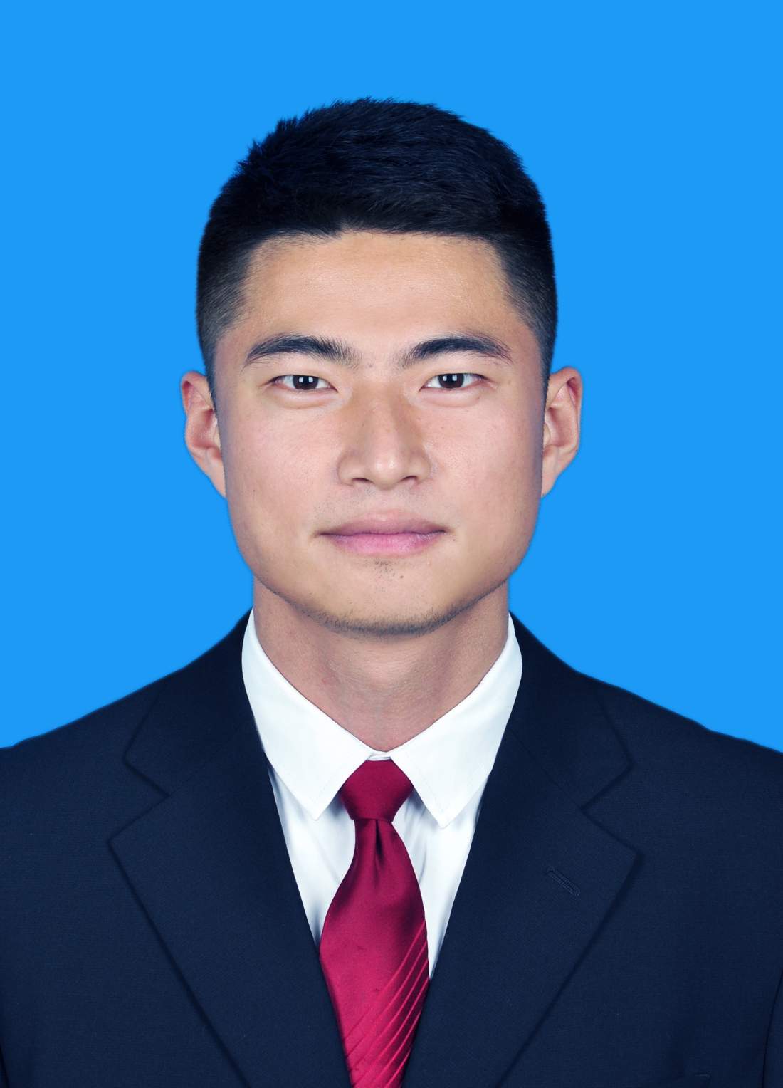 万昆男